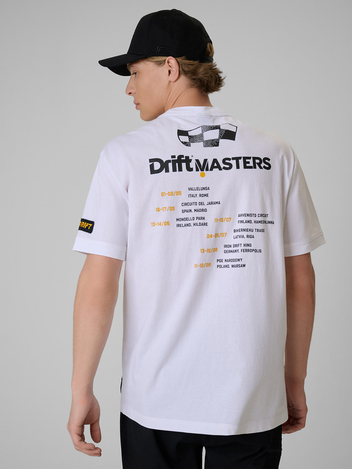 T-shirt Season Calendar 2026